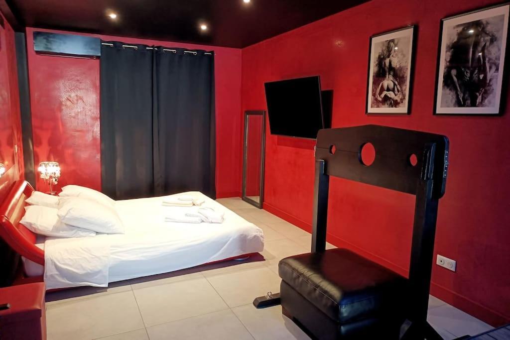 Appartement Balneo Et Sauna Prives The Red Room Mauguio Extérieur photo